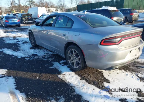 2016 Dodge Charger Sxt z USA, uszkodzony, nr VIN 2C3CDXJG3GH328450